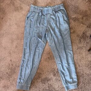 Hollister High-Rise Tie Denim Jogger Pant